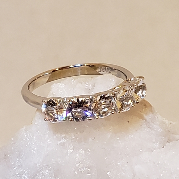 HP, 4-9 18K White Gold on 925 Silver, 1/2 Eternity Ring, Swarovski Crystals. - Picture 4 of 12